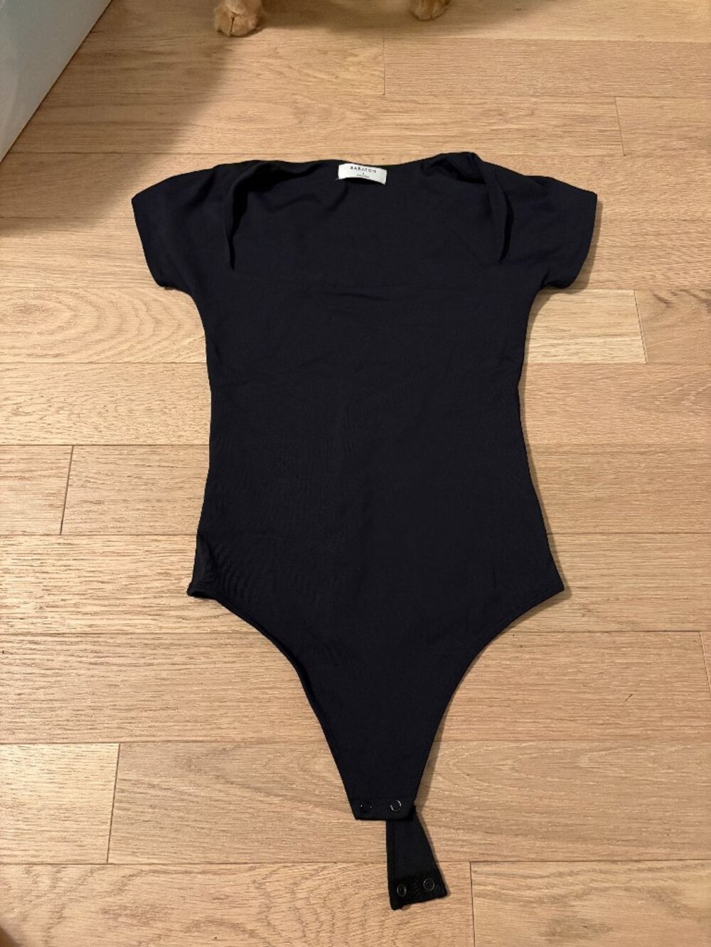 Black Aritzia Contour T Shirt Bodysuit Size S